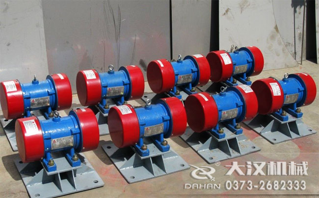 �}(c��ng)�����(d��ng)��